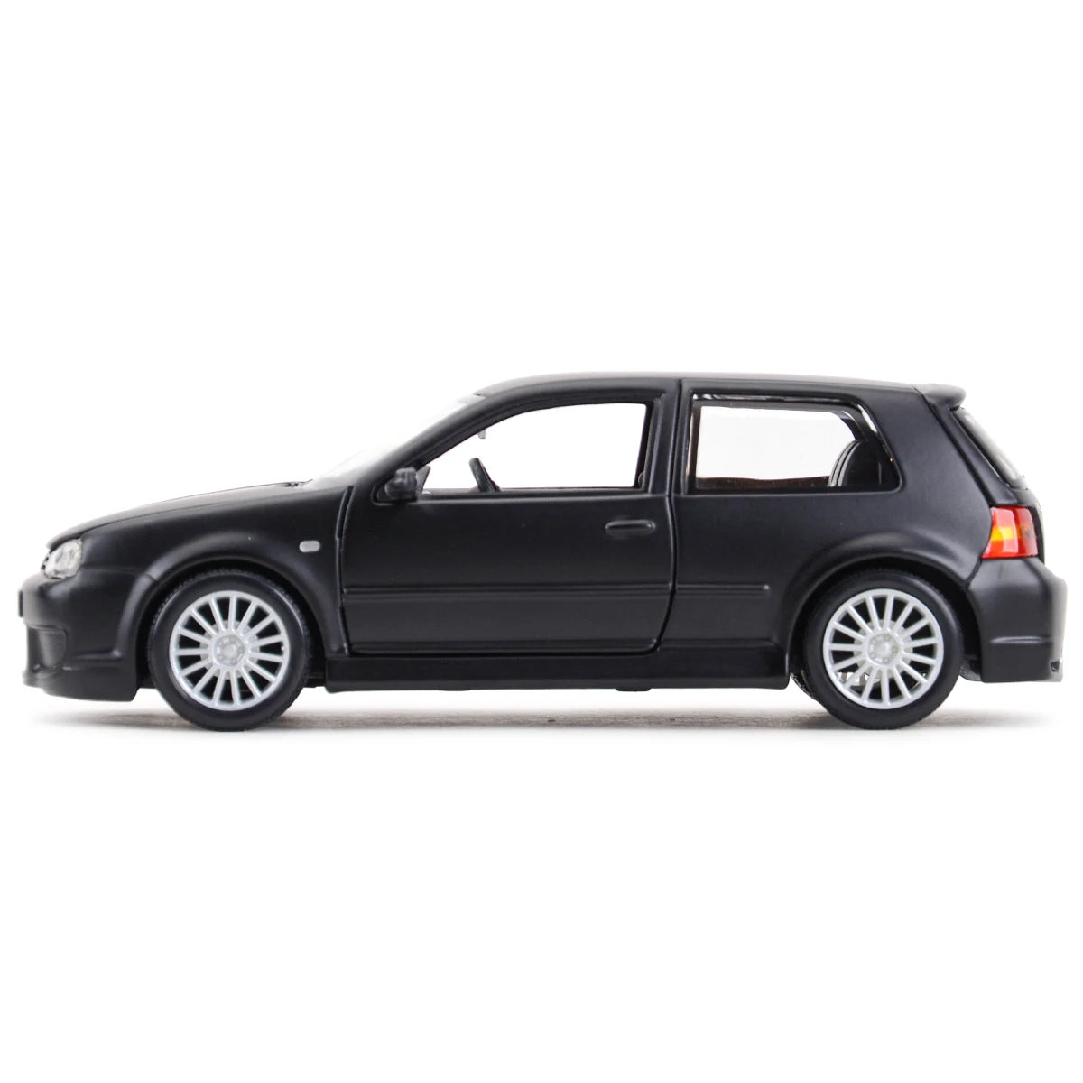 Volkswagen Golf R32 1:24