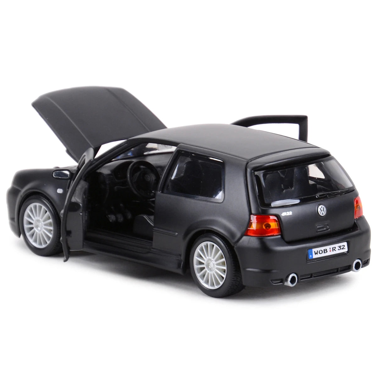 Volkswagen Golf R32 1:24