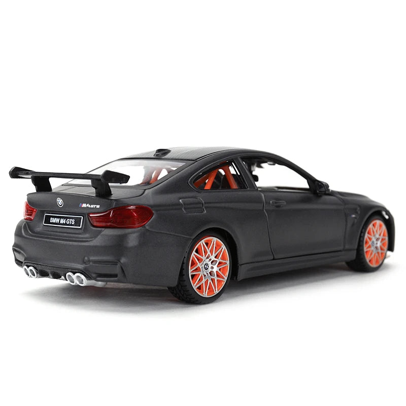 BMW M4 GTS 1:24