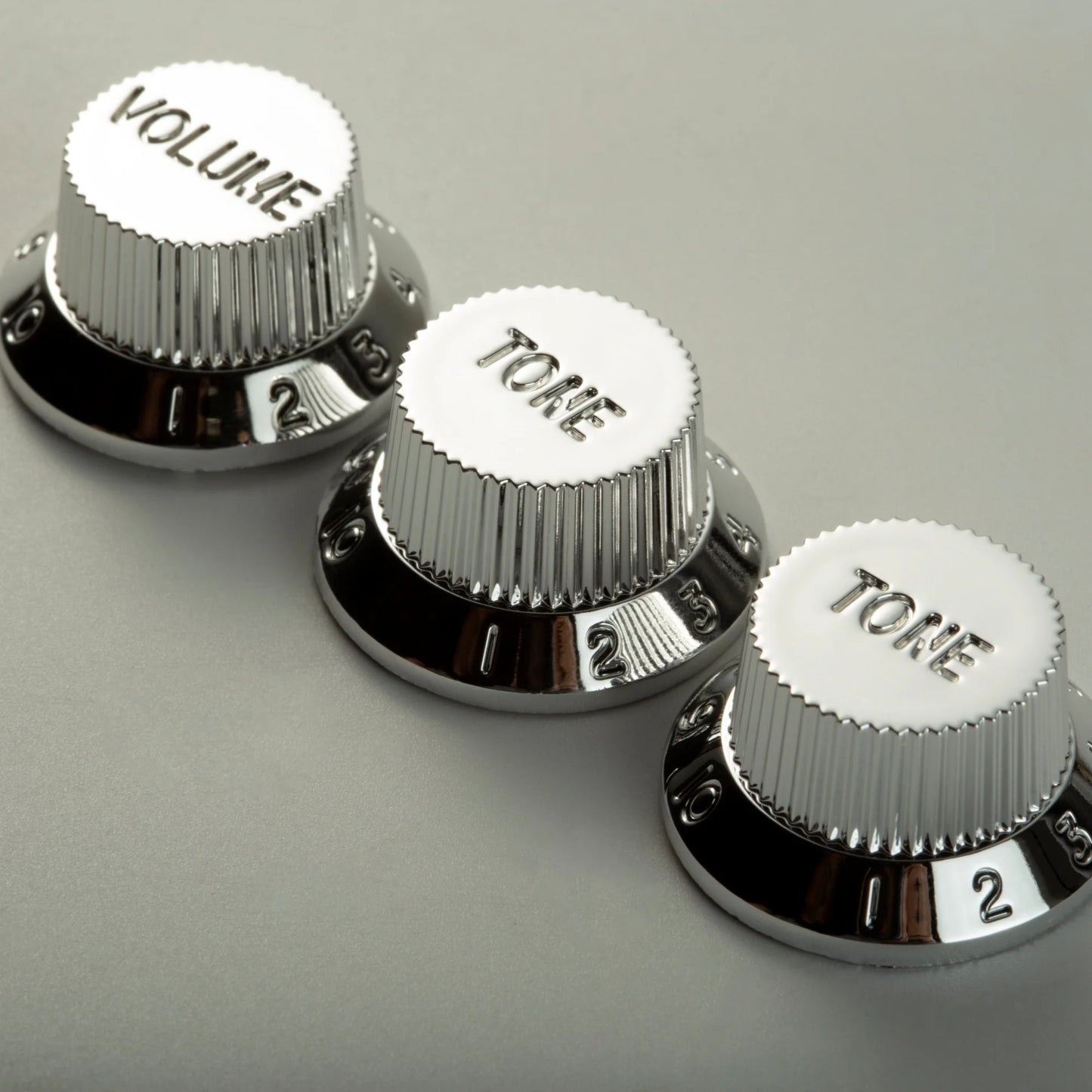 Knobs Prateados