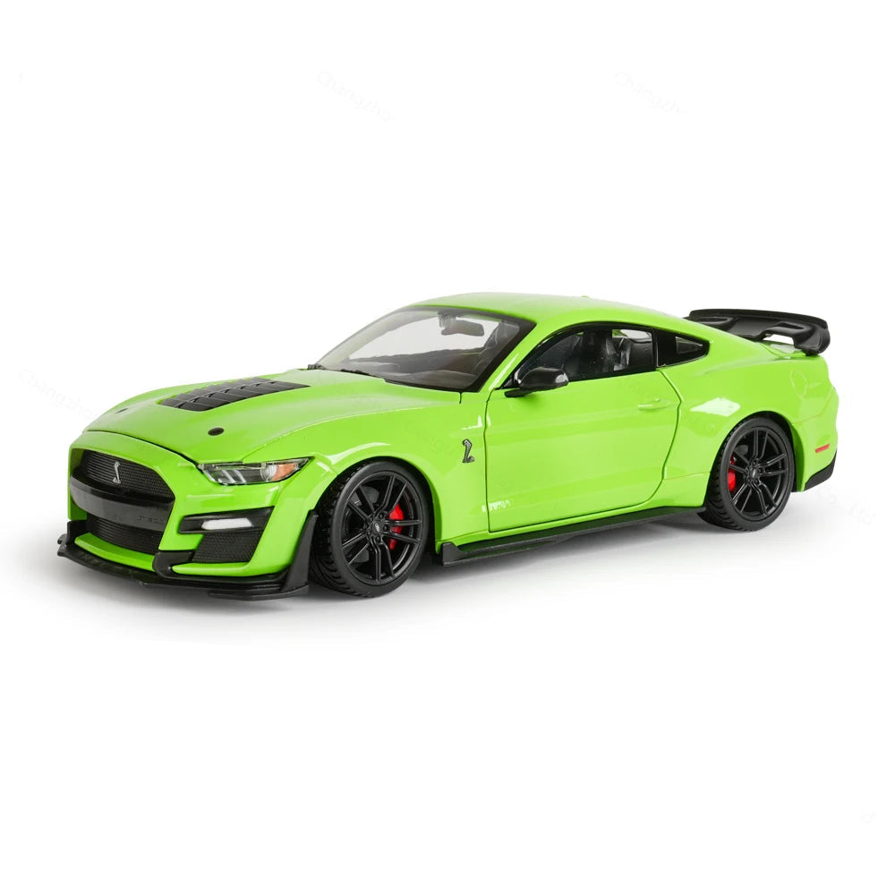 Ford Mustang Shelby GT500 1:24