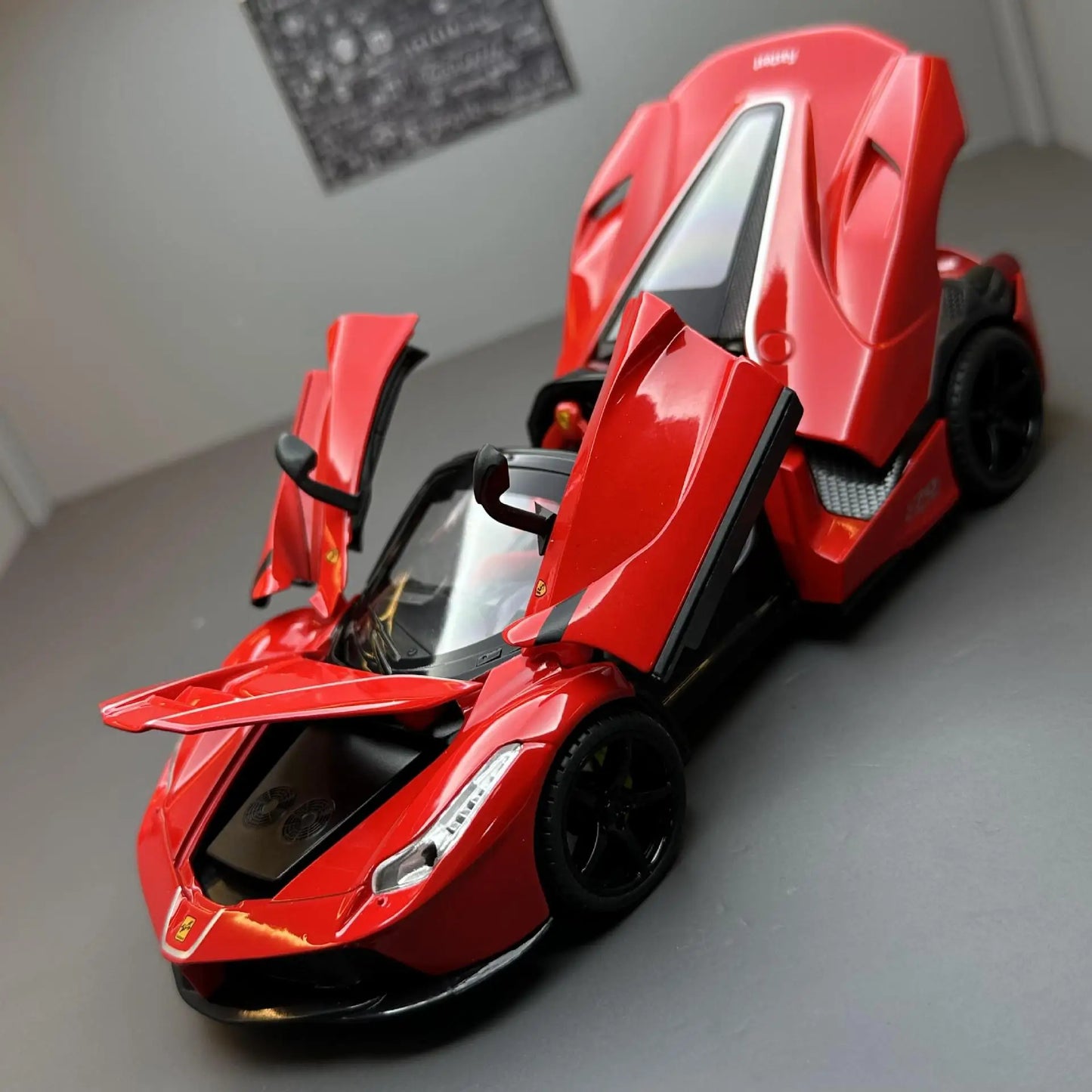 Ferrari LaFerrari Aperta 1:24