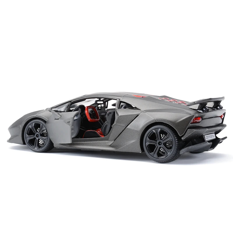 Lamborghini Sesto Elemento 1:24
