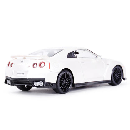 Nissan GT-R 1:24