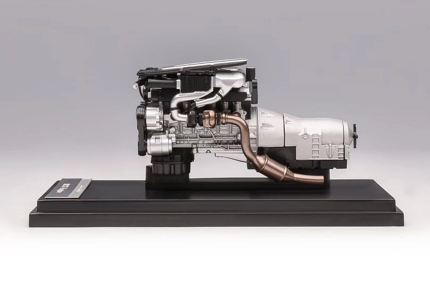Motor 1:18