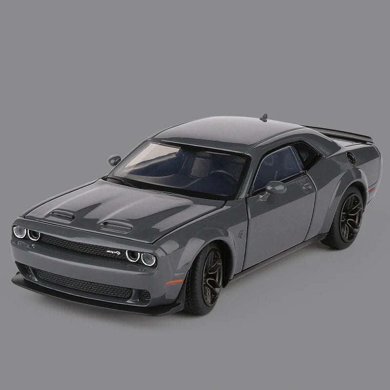 Dodge Challenger SRT 1:32